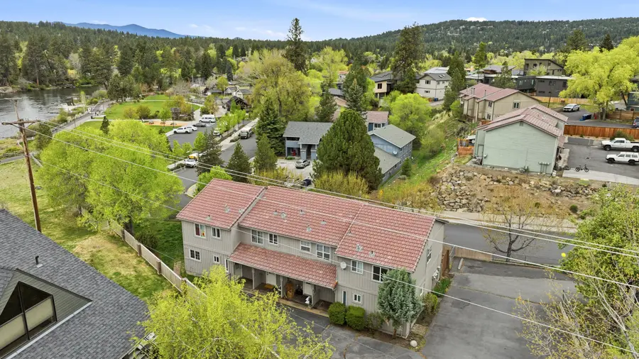 931 NW Carlon Avenue, Bend, OR 97703 - #3