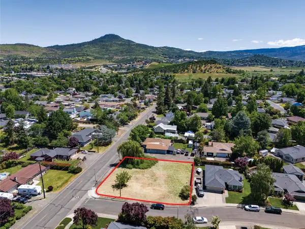 2178 Spring Street, Medford, OR 97504