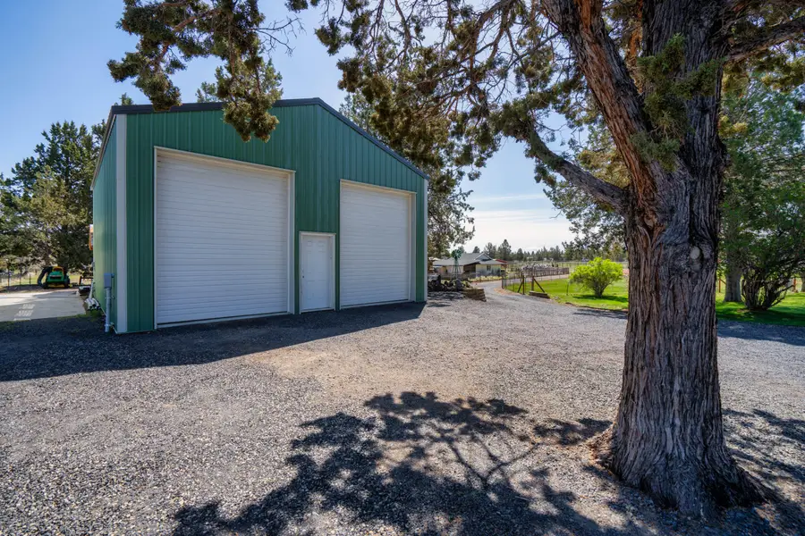 5660 SW Impala Lane, Redmond, OR 97756 - #2