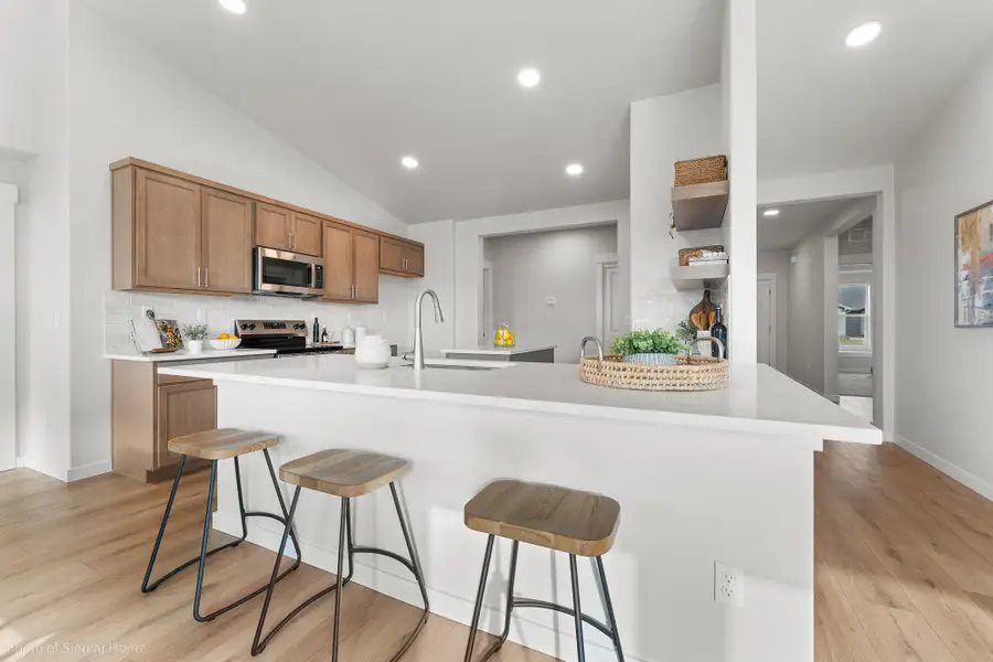 3077 Mt. Thielsen Drive #63, Medford, OR 97504 - #3