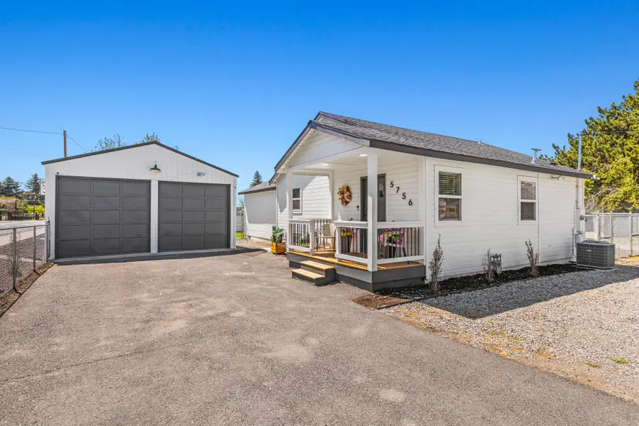 5756 Leland Drive, Klamath Falls, OR 97603 - #2