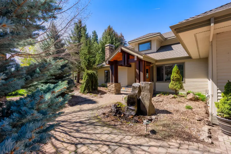 60350 Arnold Market Road, Bend, OR 97702 - #3