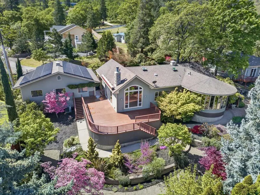 610 Orchard Street, Ashland, OR 97520 - #3