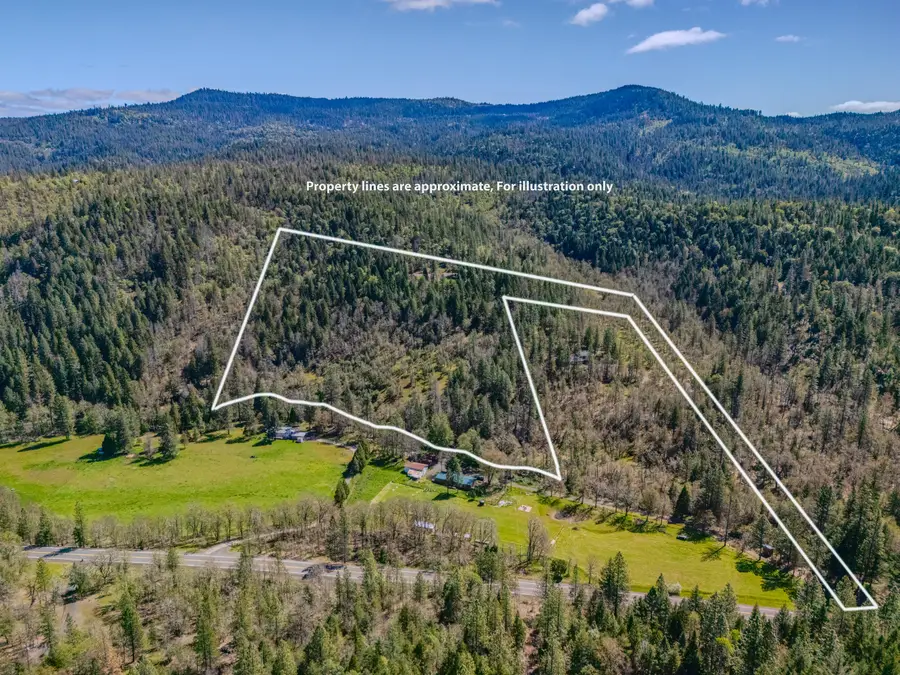 23112 E Evans Creek Road, Central Point, OR 97502 - #3