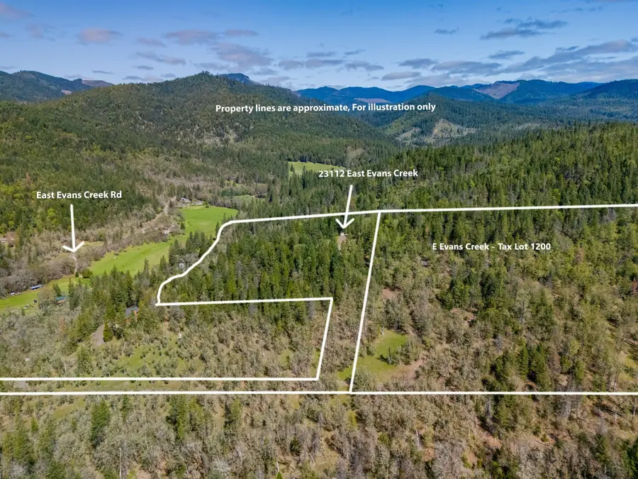 E Evans Cr, Central Point, OR 97502 - #3