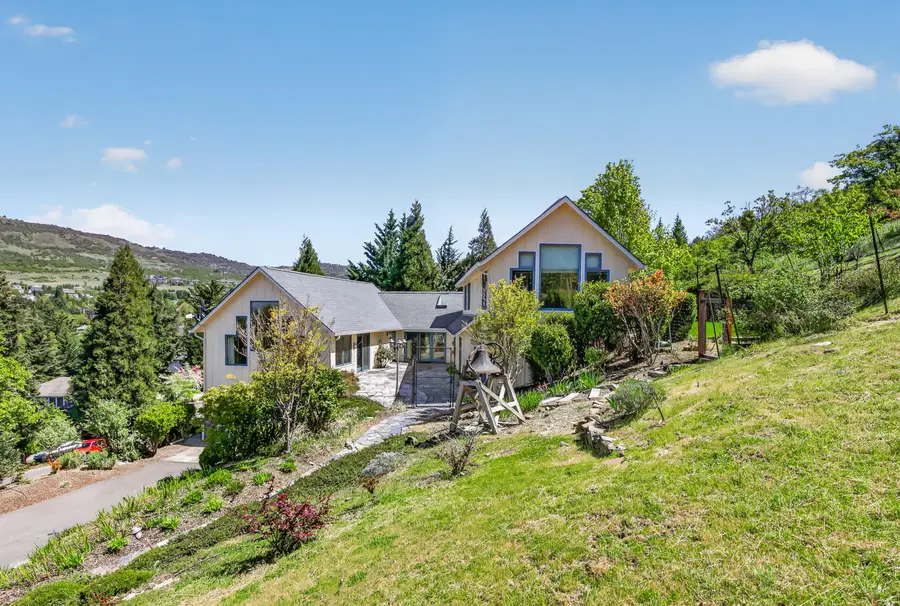 4406 San Juan Drive, Medford, OR 97504 - #2