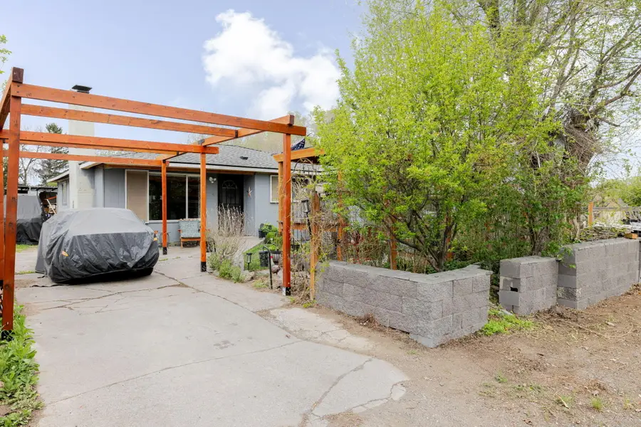 74 SE 11th Street, Madras, OR 97741 - #2