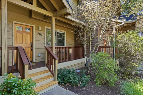 1883 NW Monterey Pines Drive, Bend, OR 97703