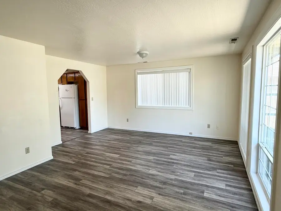 3015 Milhoan Drive, Medford, OR 97504 - #3