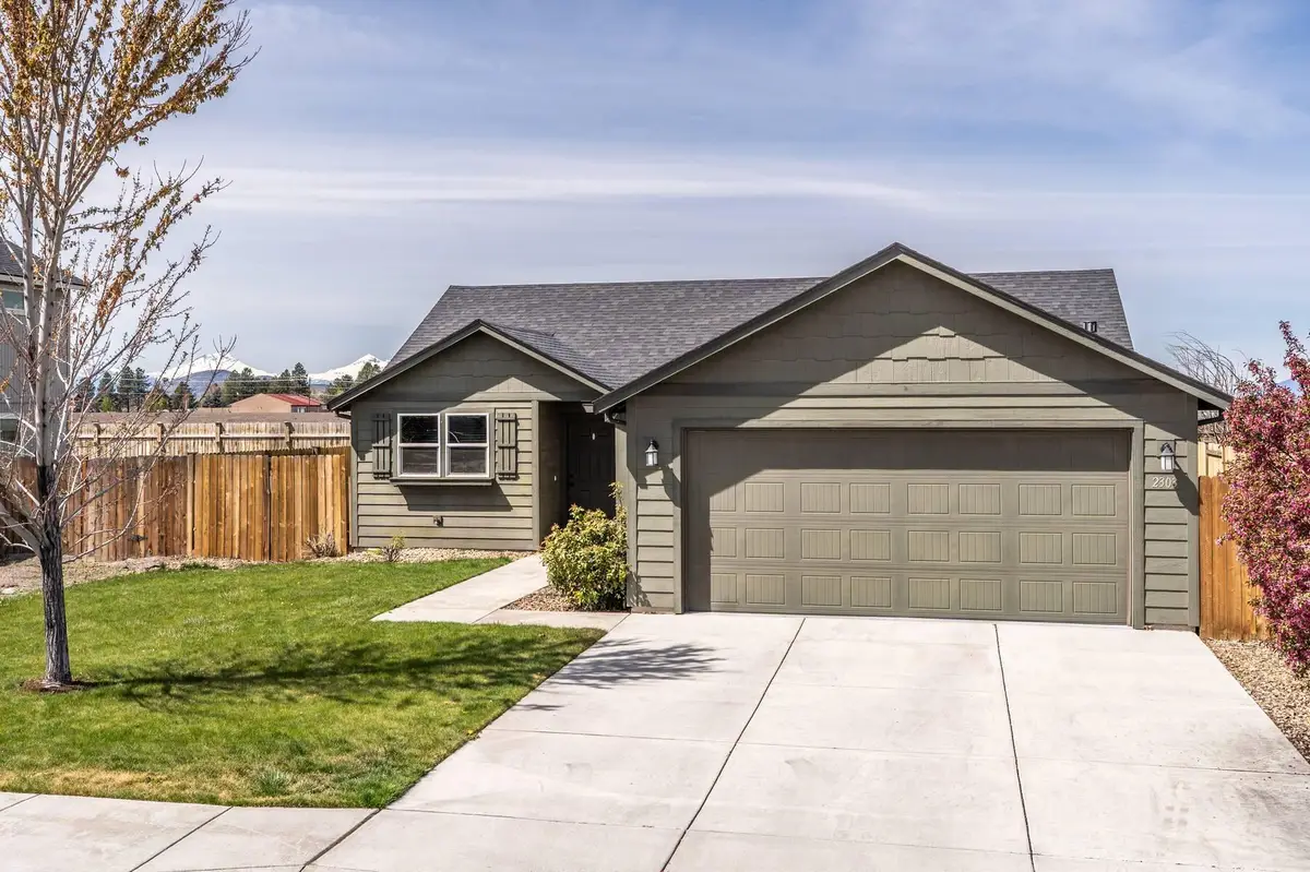 2303 NE 3rd Street, Redmond, OR 97756 - #1
