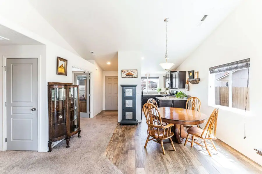 2303 NE 3rd Street, Redmond, OR 97756 - #2