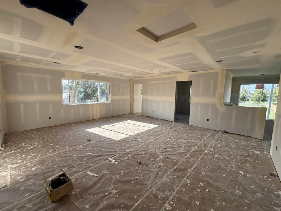 61430 SE Daybreak #14, Bend, OR 97702 - #3