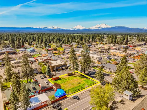 301 E Main Avenue, Sisters, OR 97759