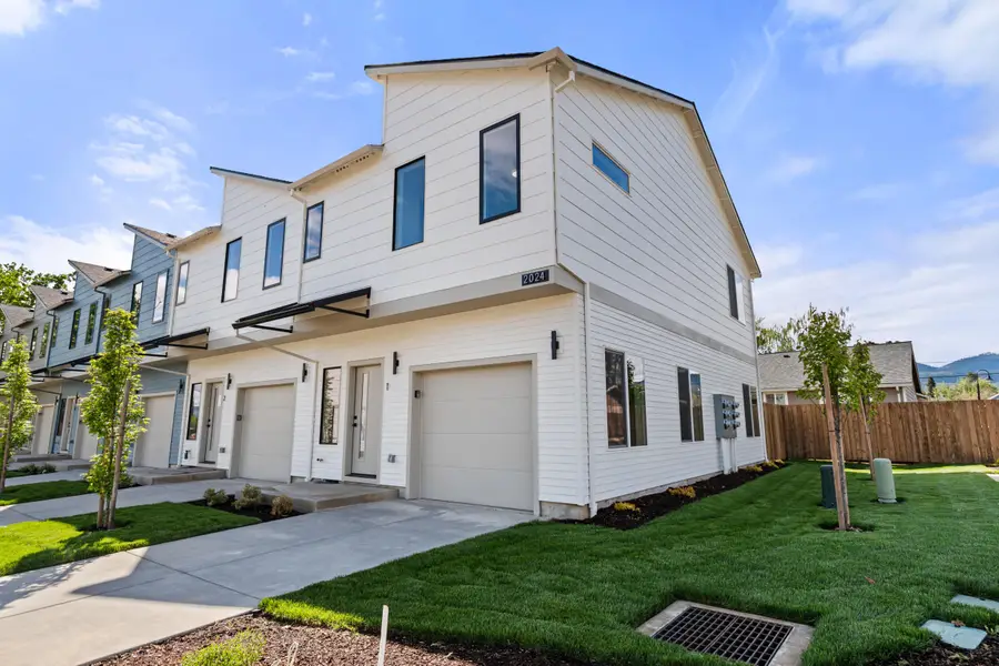 2024 Sunset Drive #1, Medford, OR 97501 - #2