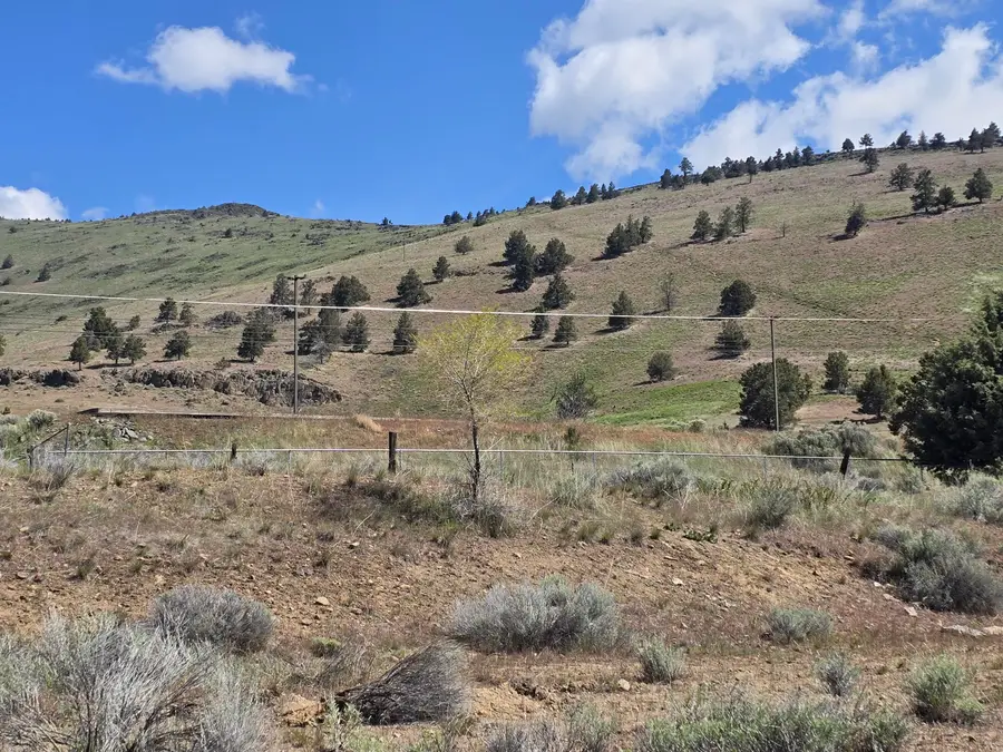 6001 Dove Hollow Drive, Klamath Falls, OR 97603 - #2