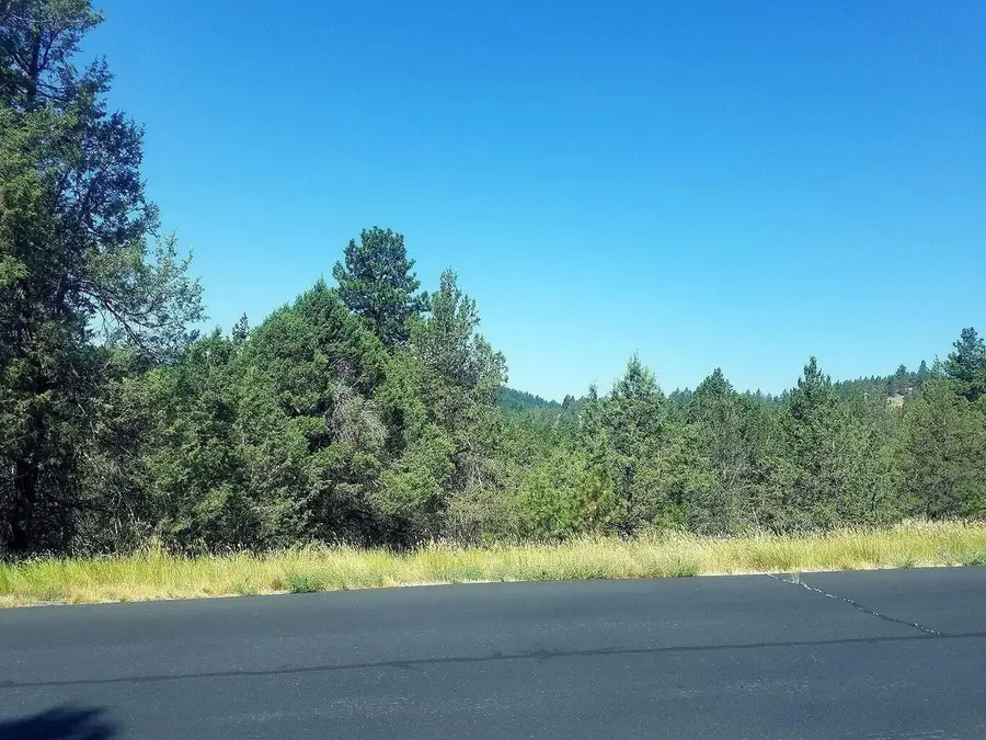 1123 Red Willow Drive, Klamath Falls, OR 97601 - #2