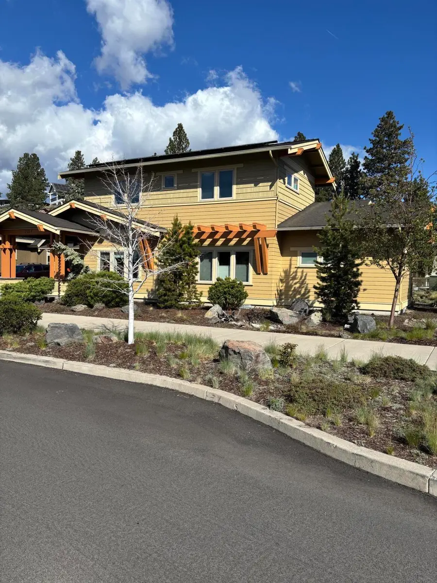 2754 NW Shields Drive, Bend, OR 97703 - #2