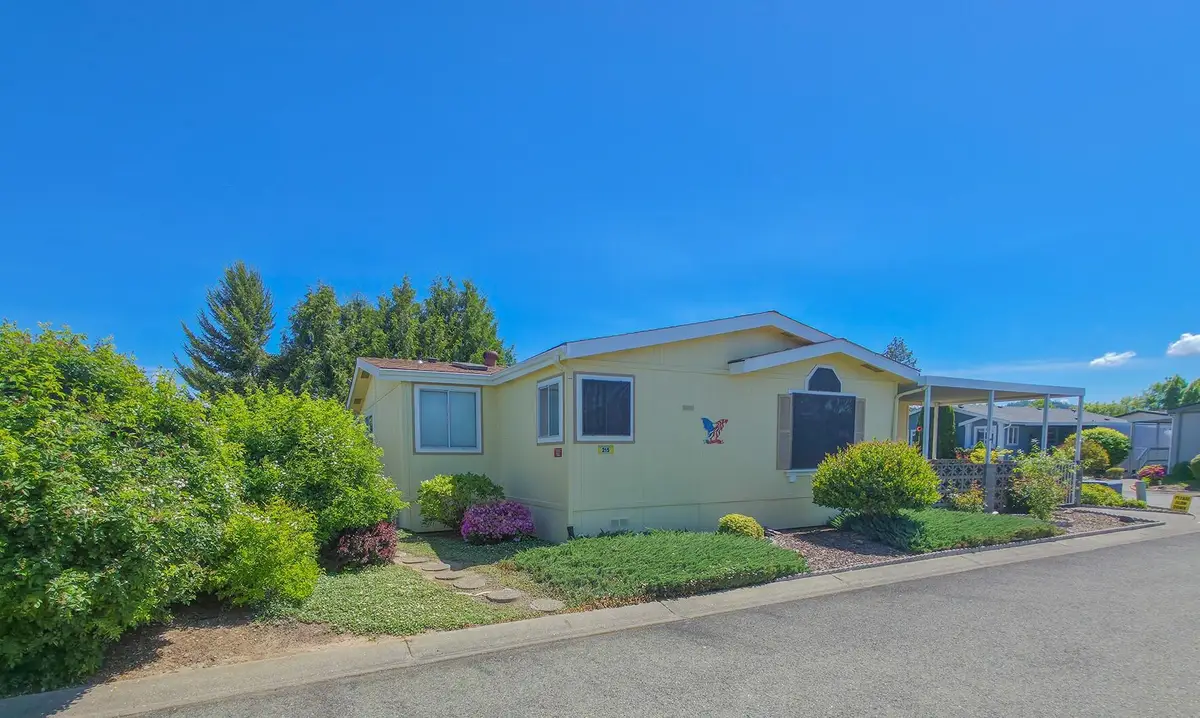 215 Whispering Willow Drive, Grants Pass, OR 97527 - #1