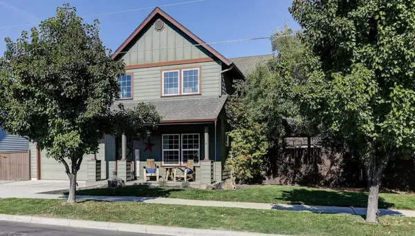 1494 NE Rumgay Lane, Bend, OR 97701