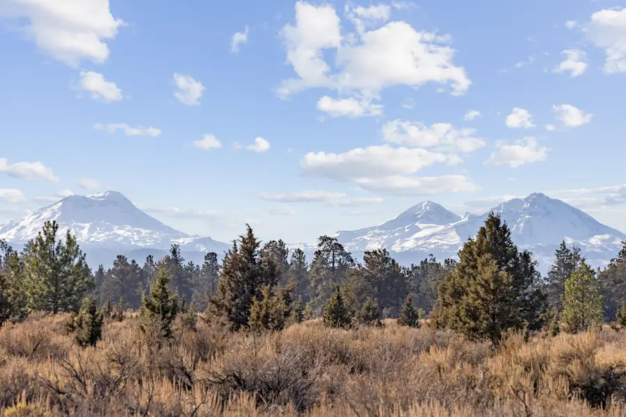 67135 Harrington Loop Road, Bend, OR 97703 - #2