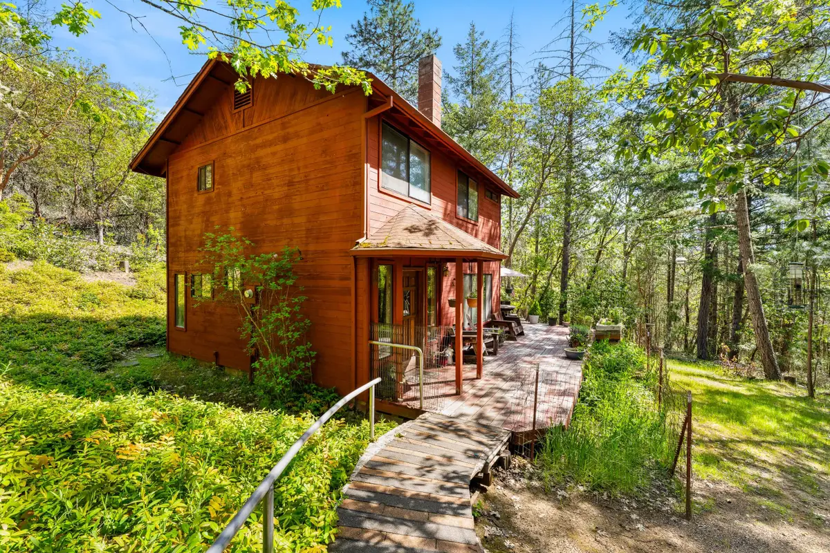 1610 Jumpoff Joe Creek Road, Grants Pass, OR 97526 - #1