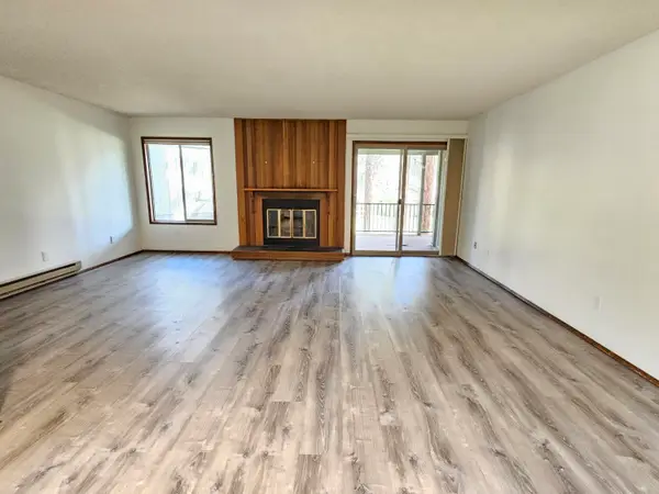 821 E Desperado Trail #UNIT 4C, Sisters, OR 97759