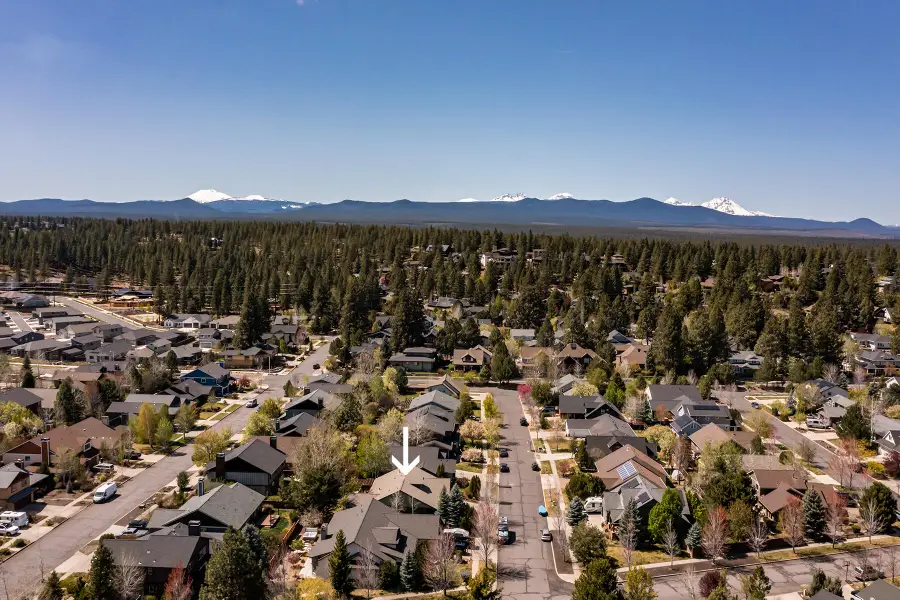 2955 NW Bordeaux Lane, Bend, OR 97703 - #2