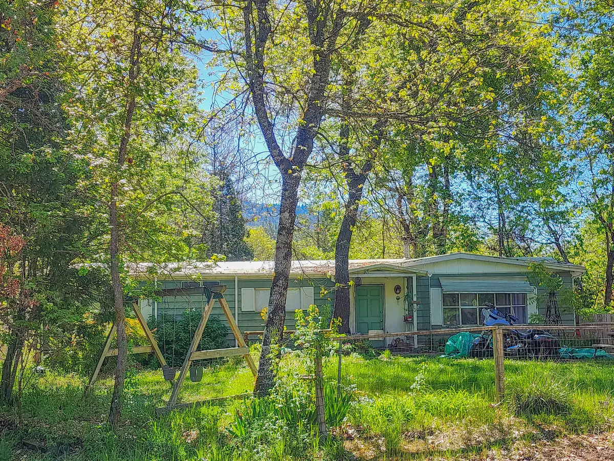 1003 Red Mountain Drive, Grants Pass, OR 97526 - #1