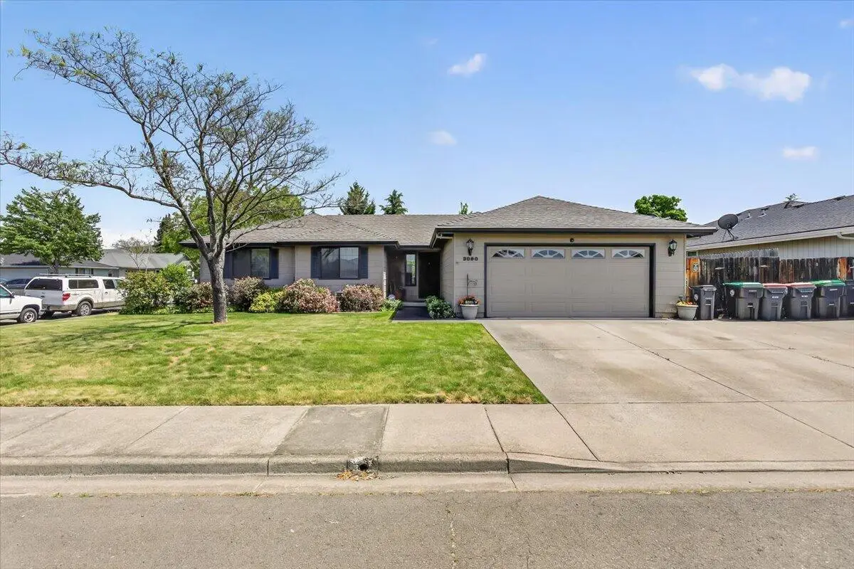 3090 Cheltenham Way, Medford, OR 97504 - #1