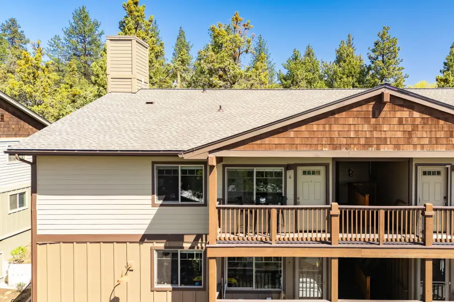 1010 NW Roanoke Avenue #6, Bend, OR 97701 - #2