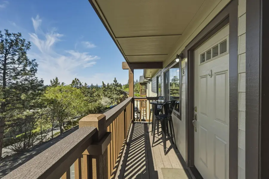1010 NW Roanoke Avenue #6, Bend, OR 97701 - #3