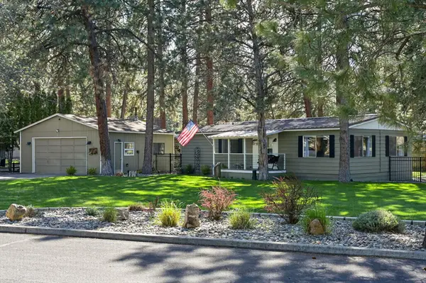 19668 Hiller Drive, Bend, OR 97702