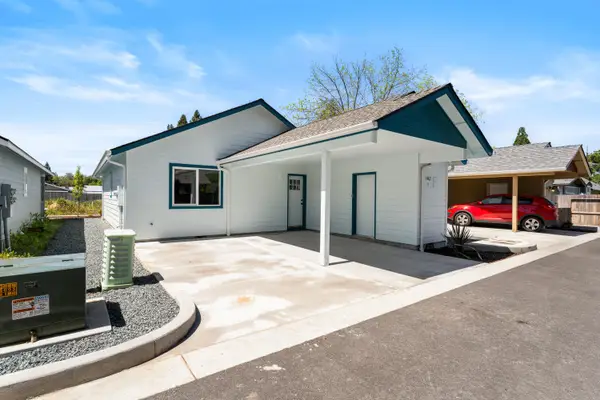 1407 Fruitdale Drive #UNIT 2, Grants Pass, OR 97527