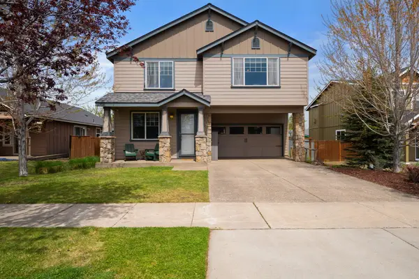 2910 NE Jackdaw Drive, Bend, OR 97701