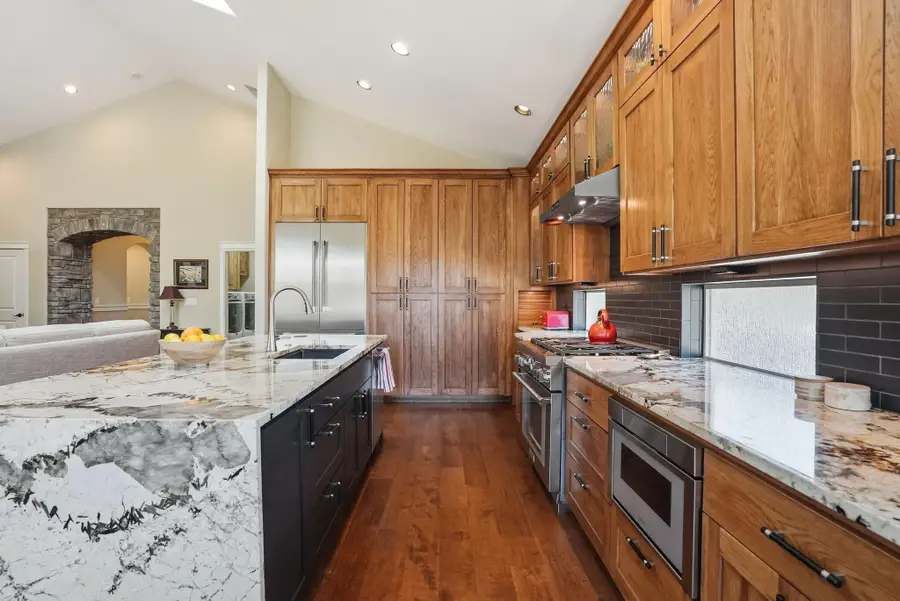 61065 Manhae Loop, Bend, OR 97702 - #3