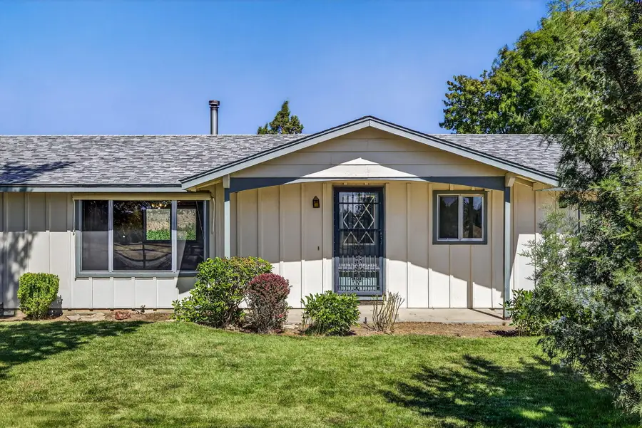 951 SE Rancho Lane, Madras, OR 97741 - #2