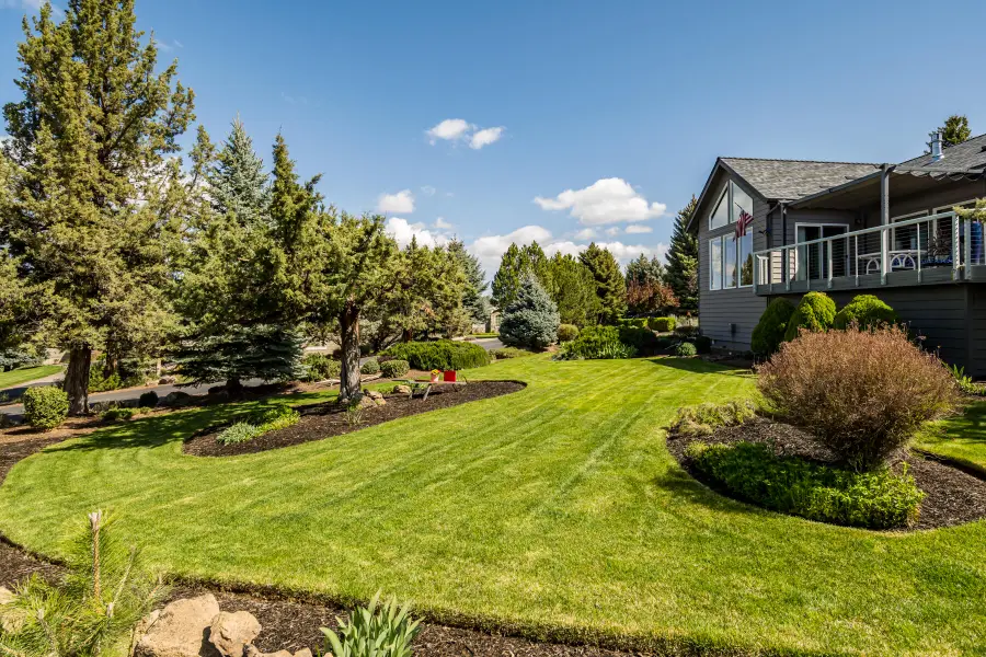 1938 Osprey Drive, Redmond, OR 97756 - #2