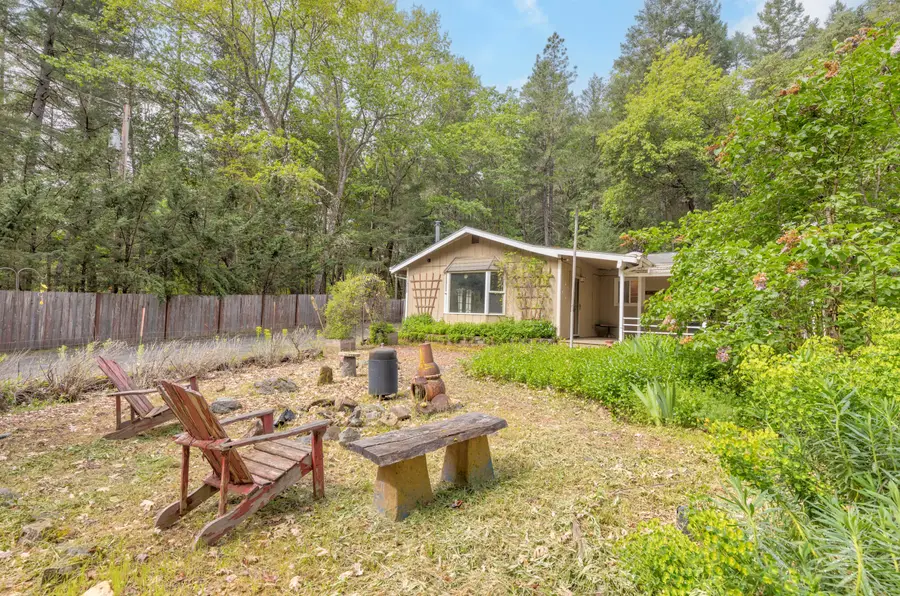 5520 Riverbanks Road, Grants Pass, OR 97527 - #3