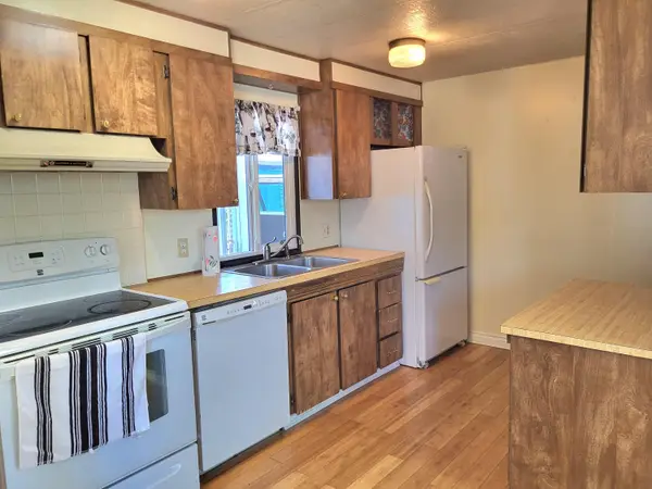 2385 Table Rock Road #SPC 28, Medford, OR 97501
