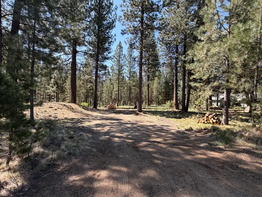 17019 Upland Road, Bend, OR 97707 - #2