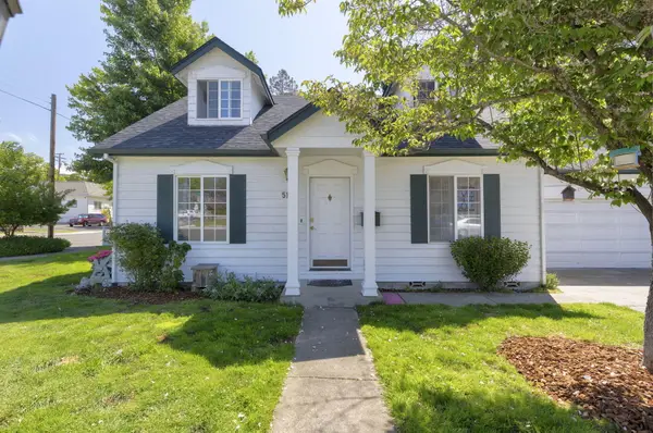 515 NW Dimmick Street, Grants Pass, OR 97526
