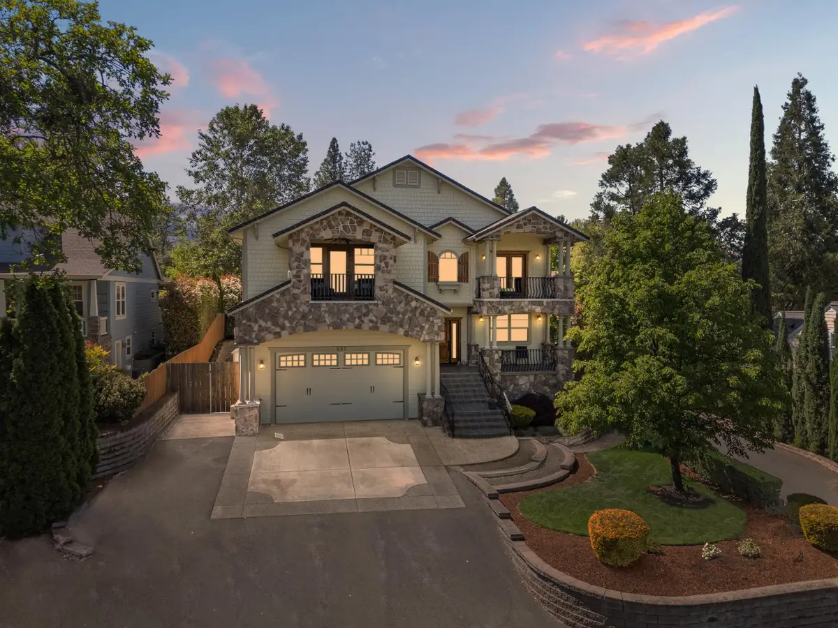 597 Pierce Road, Medford, OR 97504 - #1