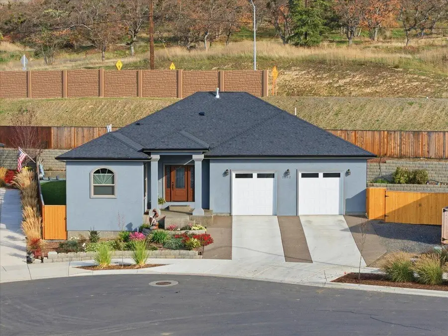 2802 High Cedars Lane, Medford, OR 97504 - #2