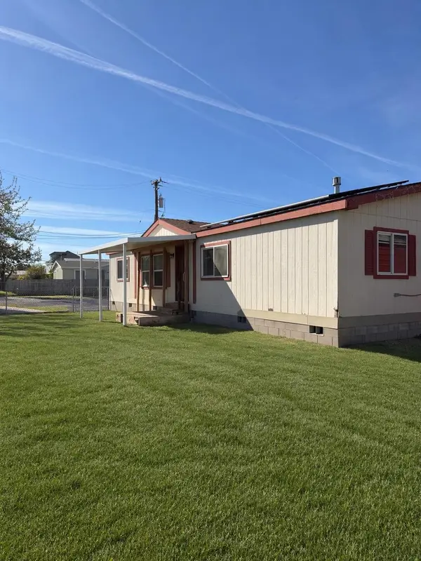 105 N Willow Street, Merrill, OR 97633