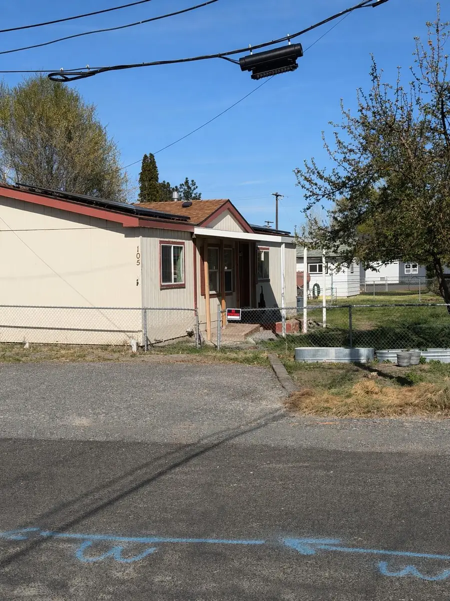 105 N Willow Street, Merrill, OR 97633 - #2