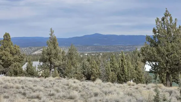 6648 S Night Hawk Drive, Prineville, OR 97754