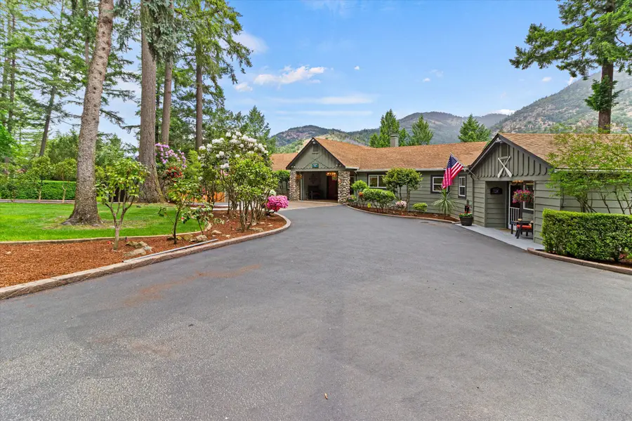 4990 Rogue River Highway, Grants Pass, OR 97527 - #3