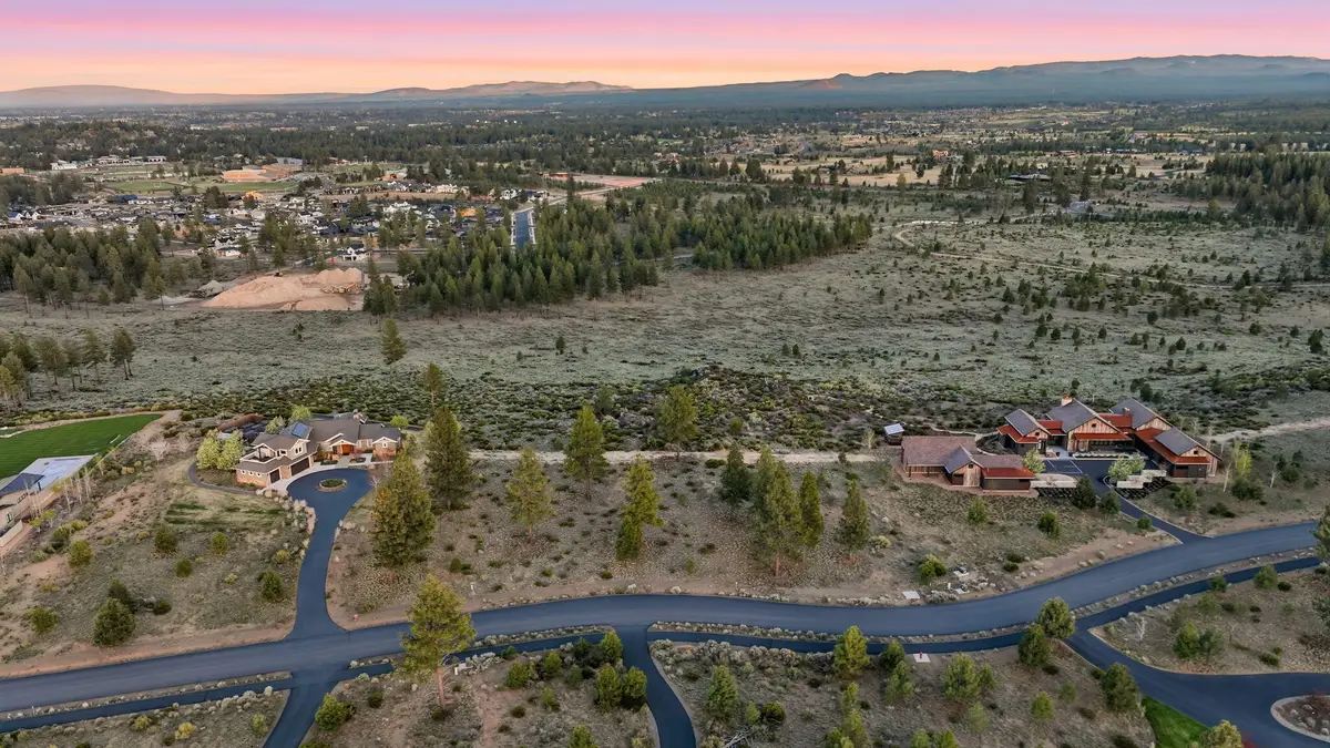 18835 Ridgeline Drive, Bend, OR 97703 - #1