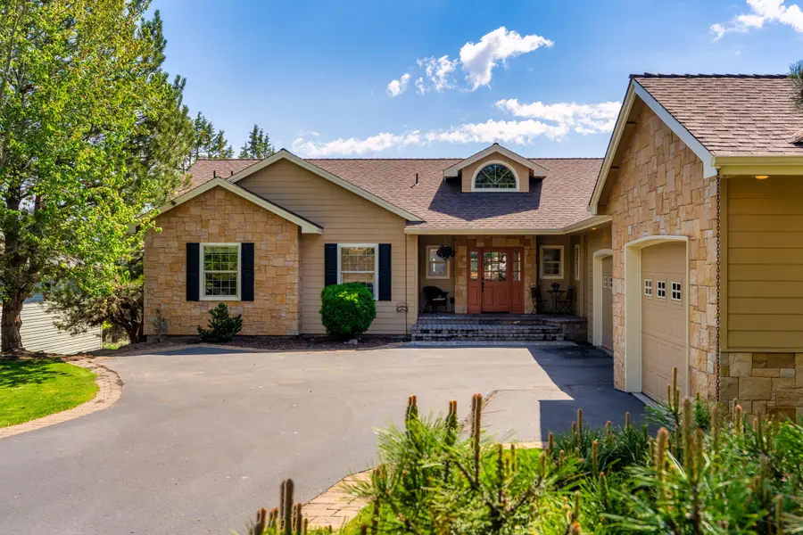 1580 Murrelet Drive, Redmond, OR 97756 - #3