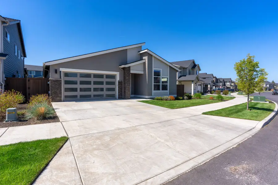3031 NE Moreno Place, Bend, OR 97701 - #2
